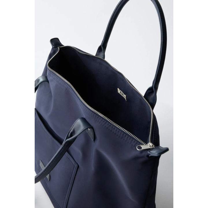 Сумка из нейлона с подвеской медвежонка