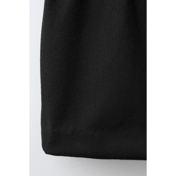 ЮБКА-ШОРТЫ СО СКЛАДКАМИ И ПРЯЖКОЙ