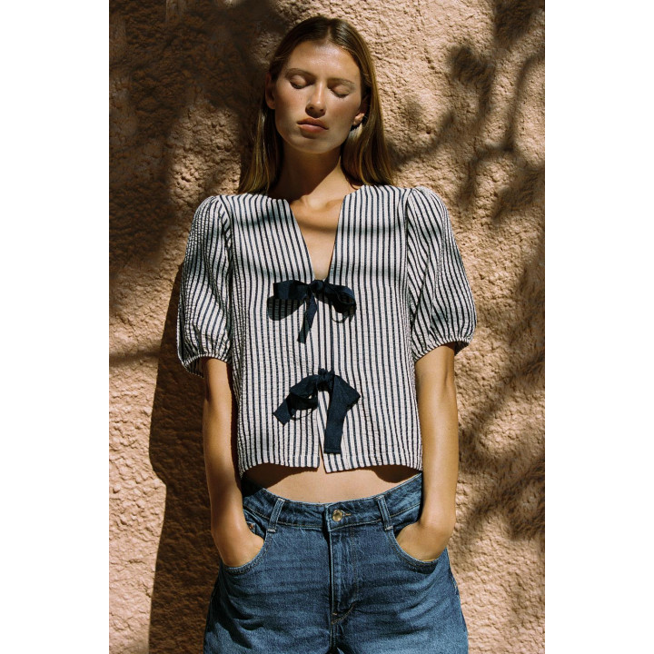 БЛУЗА ЛЬНЯНАЯ С ЗАВЯЗКАМИ