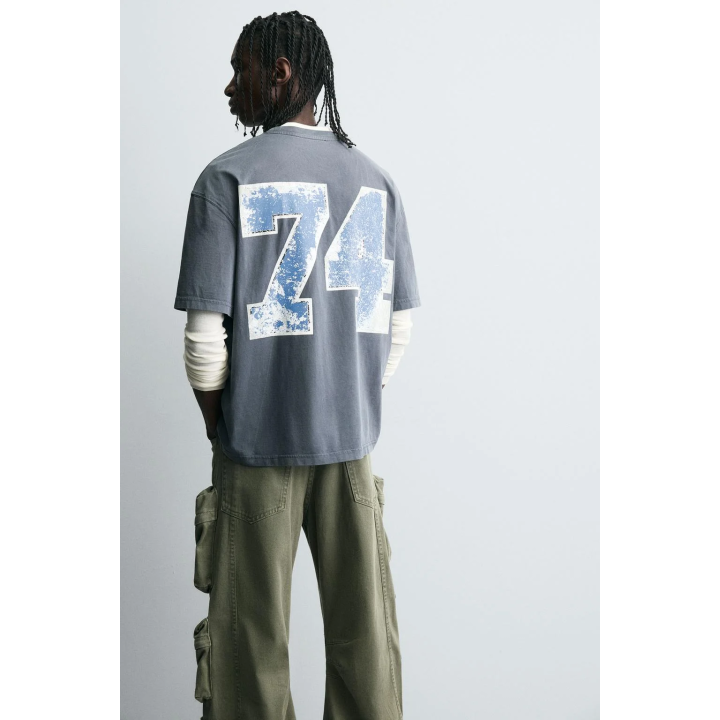 ФУТБОЛКА С ВЫСТИРАННЫМ ПРИНТОМ