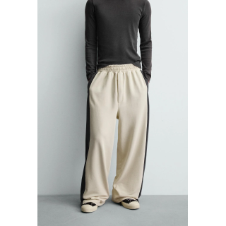 Джоггеры с широкими брючинами