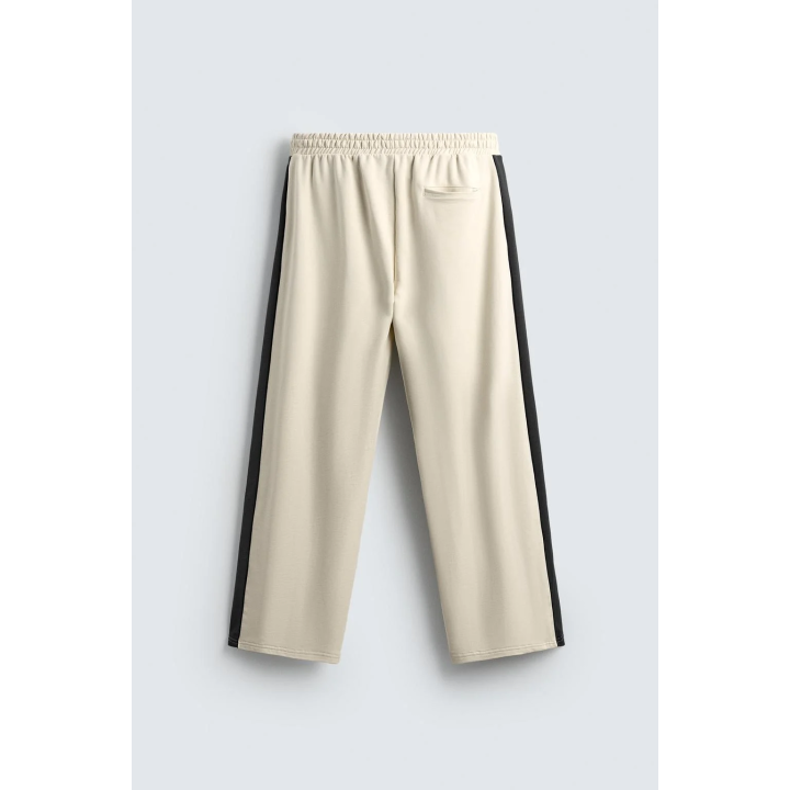 Джоггеры с широкими брючинами