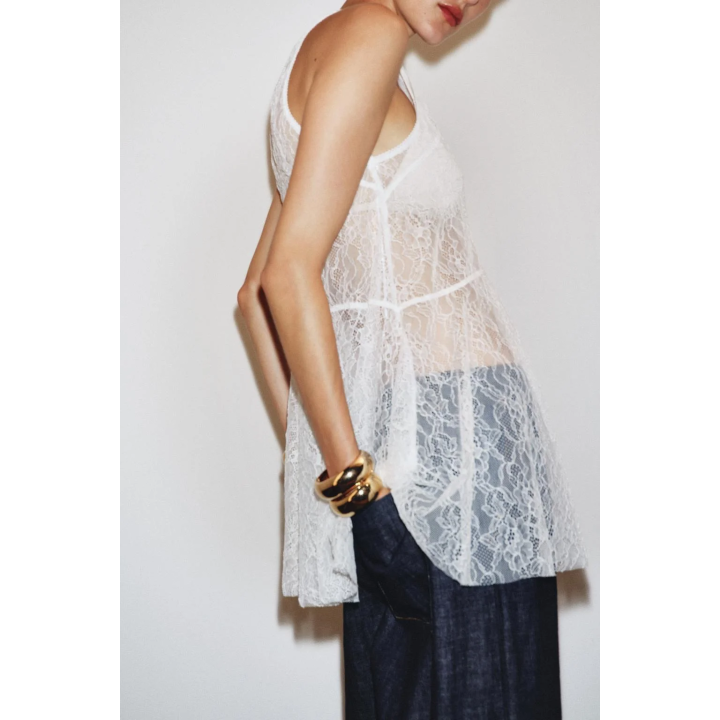 КРУЖЕВНОЕ ПЛАТЬЕ-ХАЛТЕР