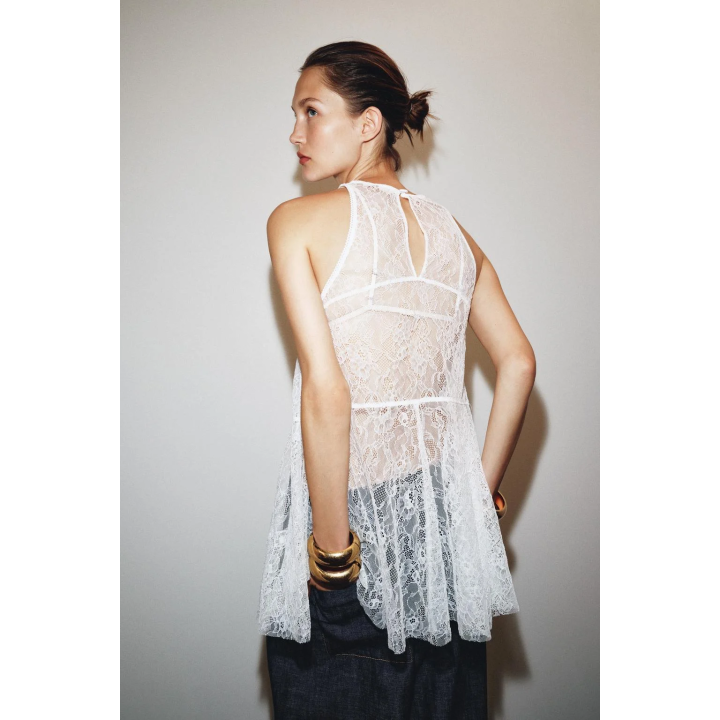 КРУЖЕВНОЕ ПЛАТЬЕ-ХАЛТЕР