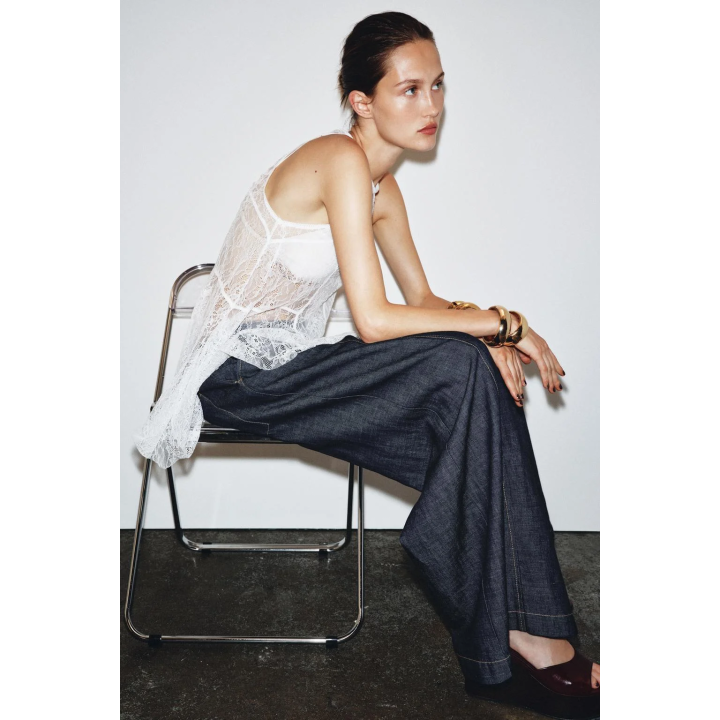 КРУЖЕВНОЕ ПЛАТЬЕ-ХАЛТЕР