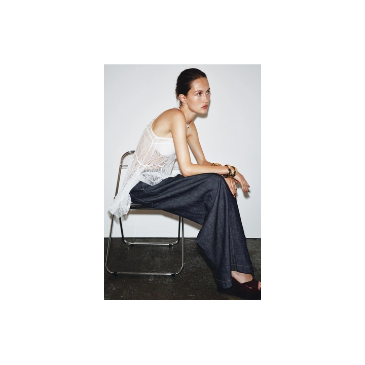 КРУЖЕВНОЕ ПЛАТЬЕ-ХАЛТЕР