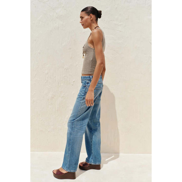 ТОП С ТЕКСТУРОЙ И МЕТАЛЛИЗИРОВАННОЙ НИТЬЮ