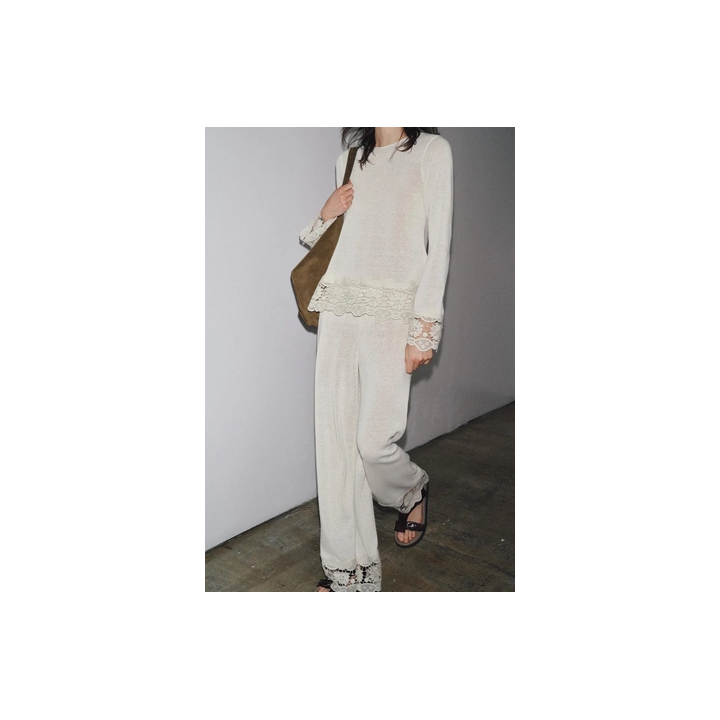 КОМБИНИРОВАННЫЕ БРЮКИ С ГИПЮРОМ