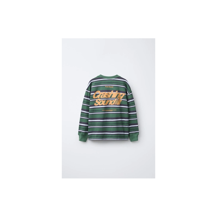 ФУТБОЛКА В ПОЛОСКУ С НАДПИСЬЮ ИЗ ТКАНИ