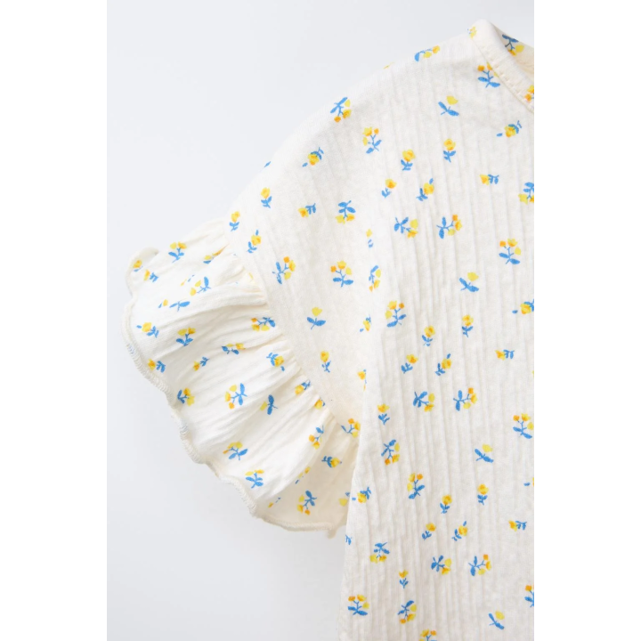 ФУТБОЛКА С ЦВЕТОЧНЫМ ПРИНТОМ