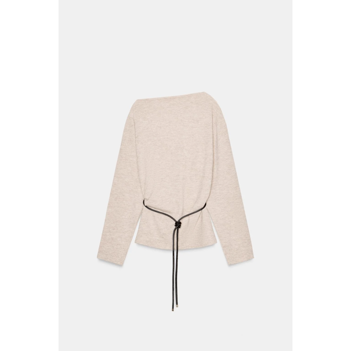 ТОП ИЗ РЕЛЬЕФНОЙ ТКАНИ С ПОЯСОМ