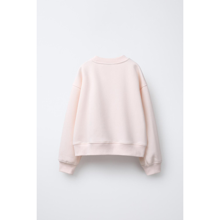 ТОЛСТОВКА С АТЛАСНЫМ БАНТОМ И ВЫШИВКОЙ