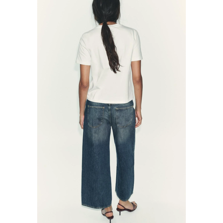 ФУТБОЛКА С РЕЛЬЕФНЫМИ ЦВЕТАМИ