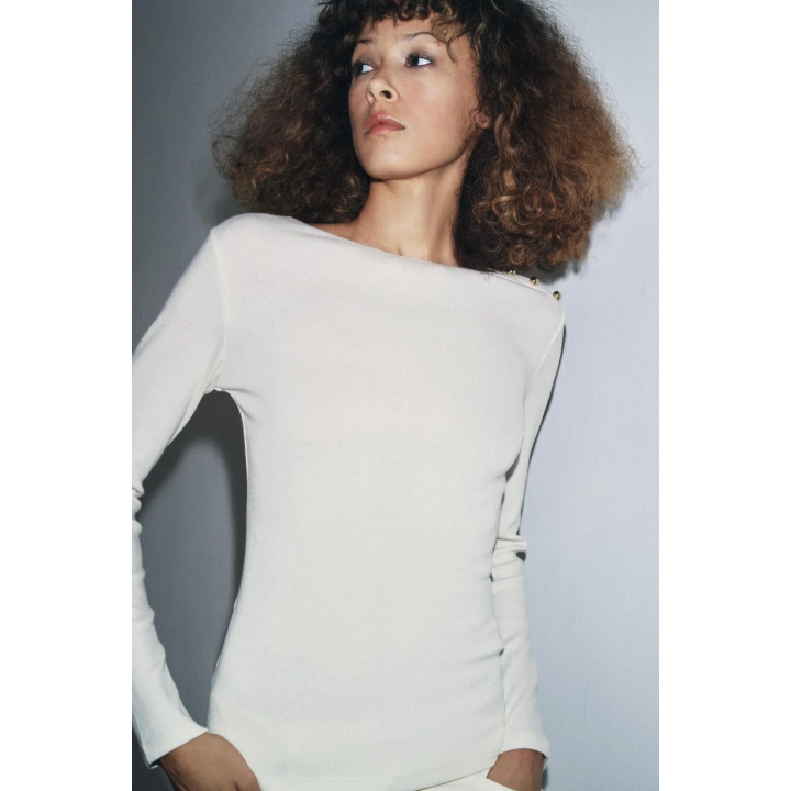 ТОП С ПУГОВИЦАМИ И ДЛИННЫМИ РУКАВАМИ