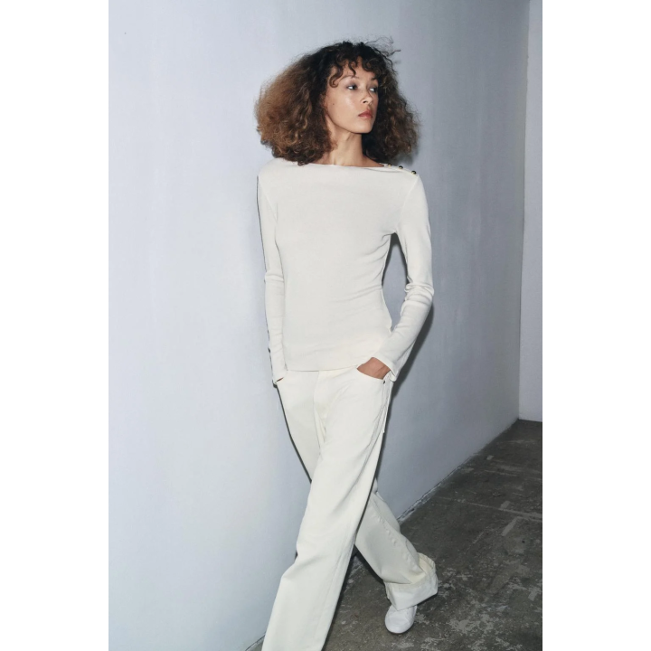 ТОП С ПУГОВИЦАМИ И ДЛИННЫМИ РУКАВАМИ