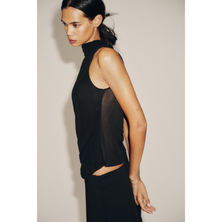 ПРОЗРАЧНЫЙ ТОП С ГОРЛОВИНОЙ ХАЛТЕР