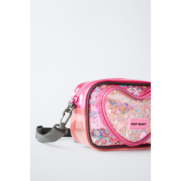 СУМКА ИЗ ВИНИЛА С СЕРДЦЕМ