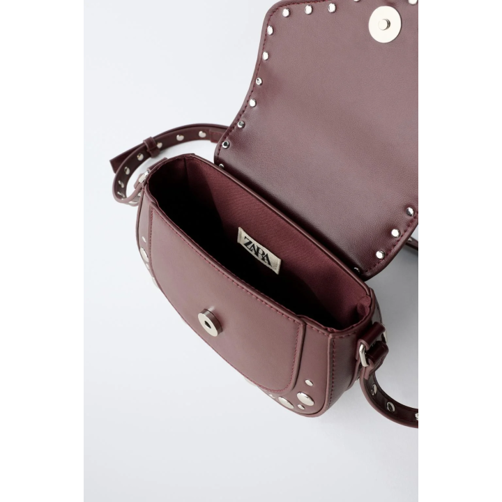 СУМКА С ЗАКЛЕПКАМИ