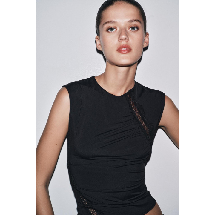 ТОП ИЗ ПОЛИАМИДА С КРУЖЕВОМ