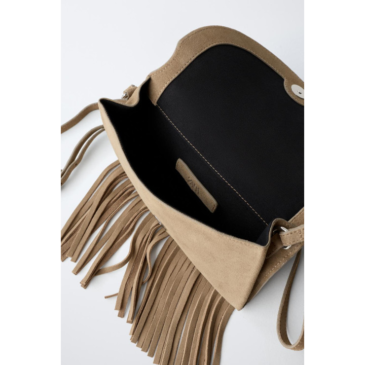 КОЖАНАЯ СУМКА С БАХРОМОЙ