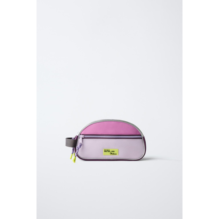 НЕСЕССЕР ИЗ КОЛЛЕКЦИИ GYMWEAR