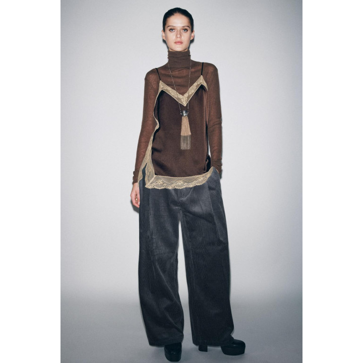 Топ zw collection из атласа с кружевными оборками