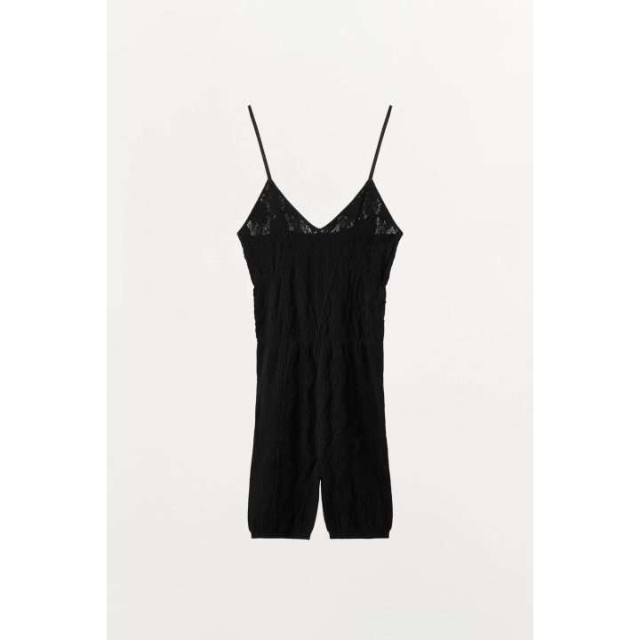 КОРОТКИЙ БЕСШОВНЫЙ КРУЖЕВНОЙ КОМБИНЕЗОН