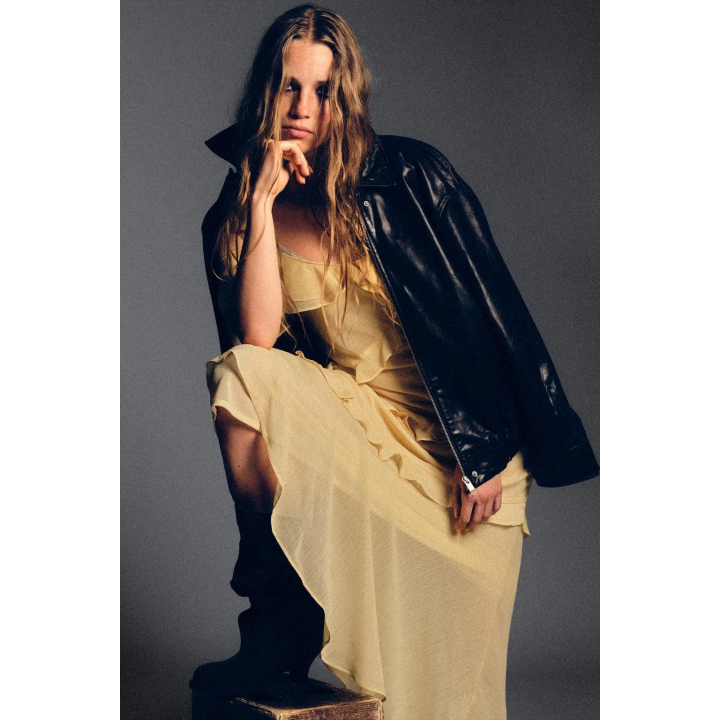 КОМБИНИРОВАННОЕ ПЛАТЬЕ С ВОЛАНАМИ