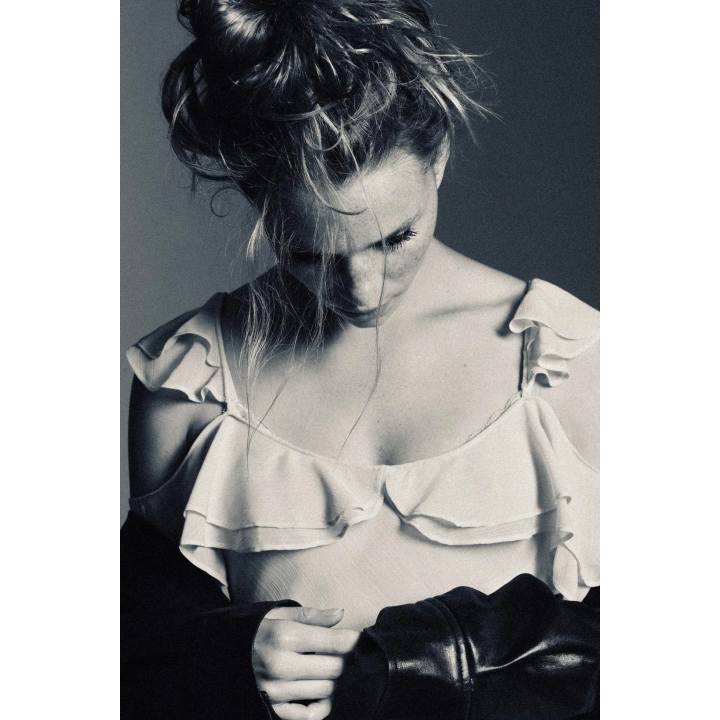 КОМБИНИРОВАННОЕ ПЛАТЬЕ С ВОЛАНАМИ