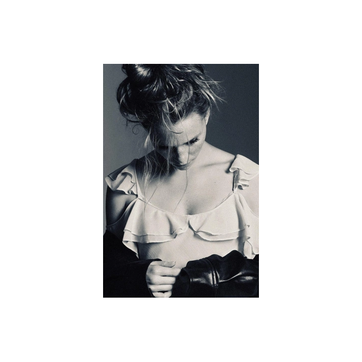 КОМБИНИРОВАННОЕ ПЛАТЬЕ С ВОЛАНАМИ