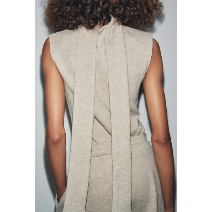 Топ с мягким шарфом