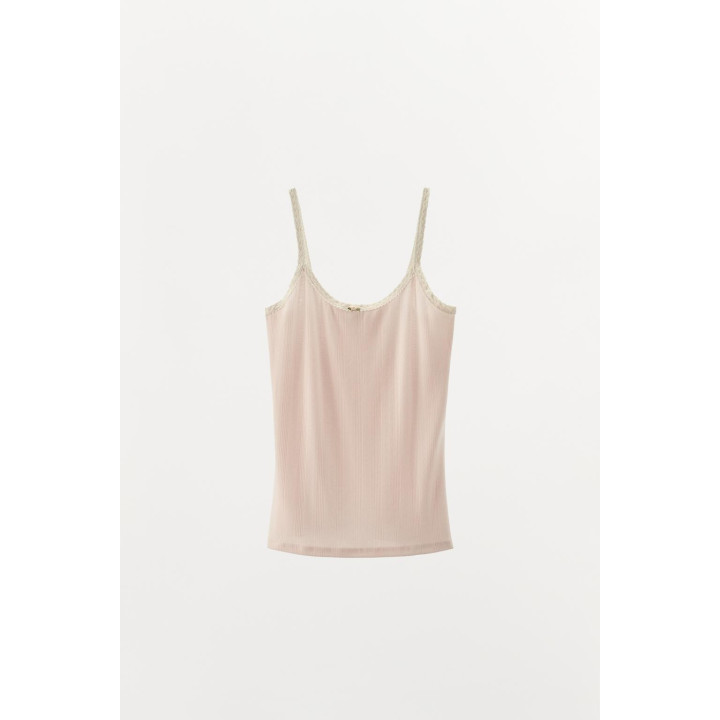 ТОП НА БРЕТЕЛЯХ С КРУЖЕВОМ