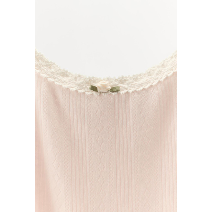 ТОП НА БРЕТЕЛЯХ С КРУЖЕВОМ