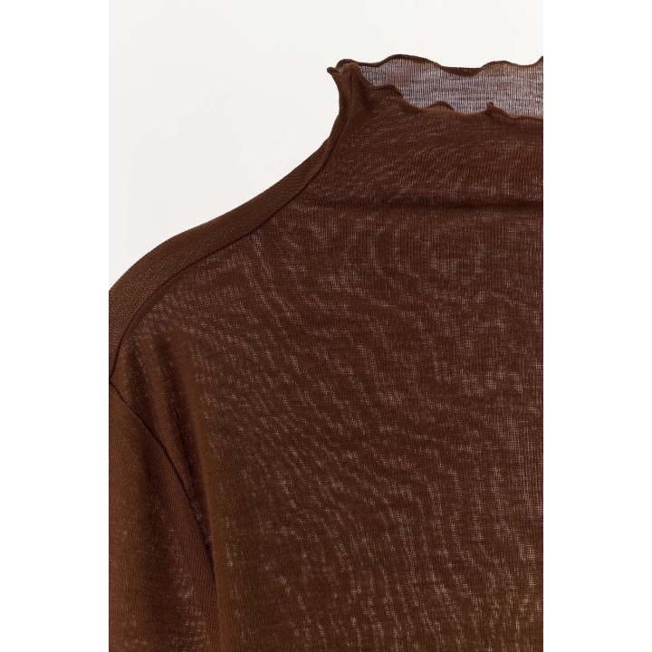 ОДНОТОННАЯ ФУТБОЛКА ИЗ ЛИОЦЕЛЛА