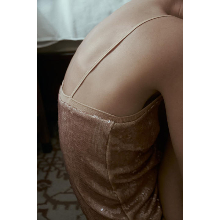 ТОП НА БРЕТЕЛЯХ С ПАЙЕТКАМИ