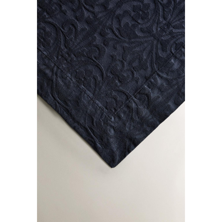 Скатерть с цветочным джаккардовым узором