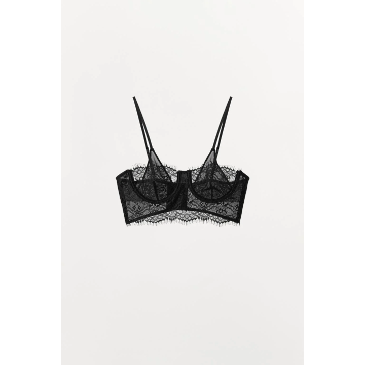 КРУЖЕВНОЙ БЮСТГАЛЬТЕР НА КОСТОЧКАХ