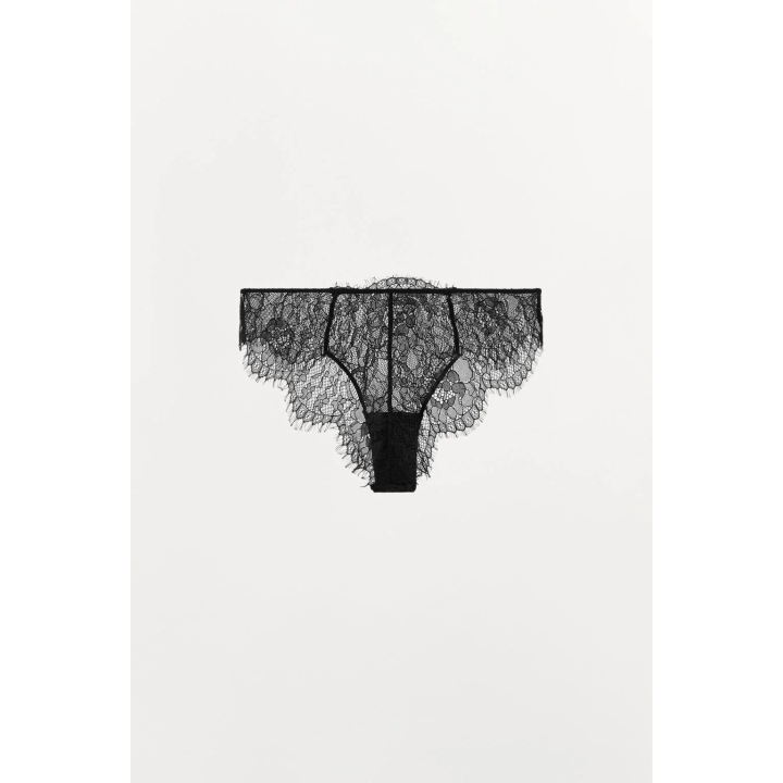 КРУЖЕВНЫЕ ТРУСЫ