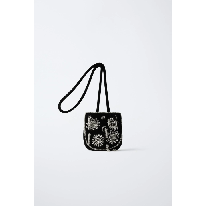 СУМКА С ДЕКОРАТИВНЫМИ ДЕТАЛЯМИ