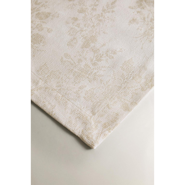 Тканевая новогодняя скатерть с цветочным узором zara