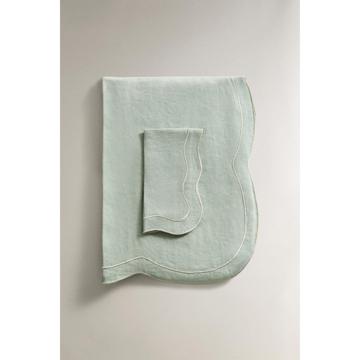 Льняная рождественская скатерть с деталью из ниток