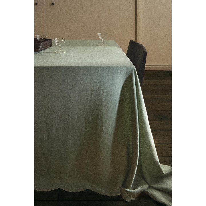 Льняная рождественская скатерть с деталью из ниток