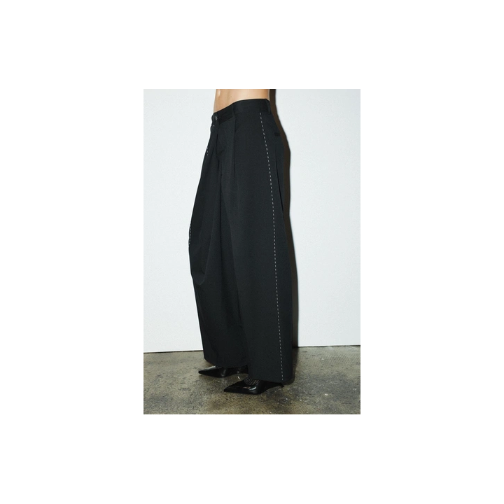 БРЮКИ С ОТДЕЛКОЙ СТРОЧКОЙ