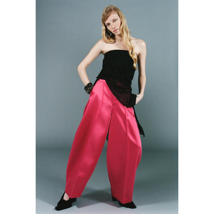 Бархатные брюки-бананы