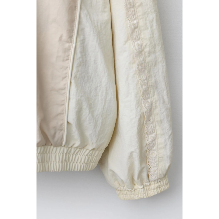 Куртка из кружева суперлегкая