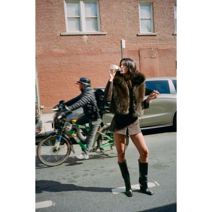 ЖИЛЕТ ИЗ ИСКУССТВЕННОГО МЕХА