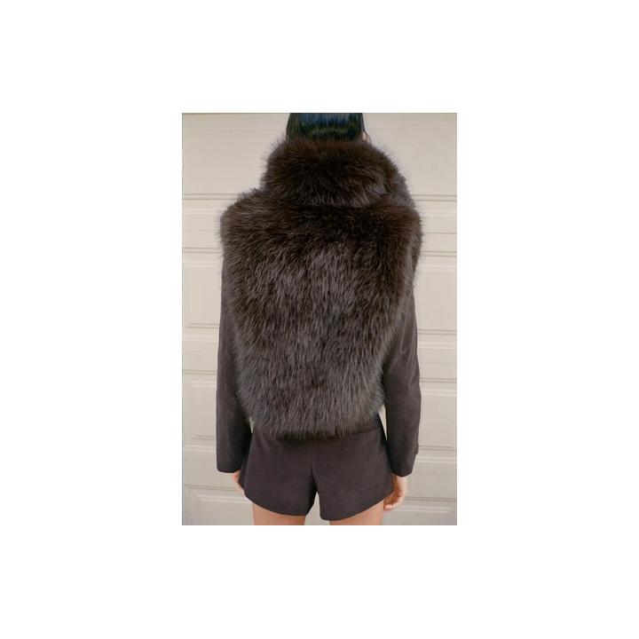 ЖИЛЕТ ИЗ ИСКУССТВЕННОГО МЕХА