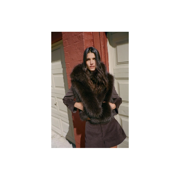 ЖИЛЕТ ИЗ ИСКУССТВЕННОГО МЕХА