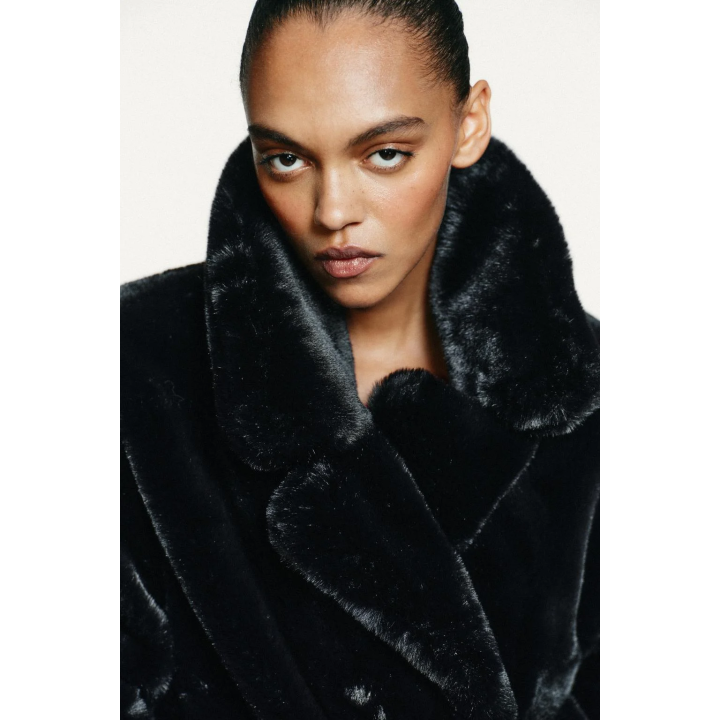 ПАЛЬТО ИЗ ИСКУССТВЕННОГО МЕХА