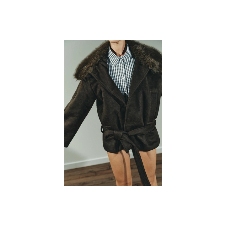 ПАЛЬТО ИЗ СМЕСОВОЙ ШЕРСТИ С ВОРОТНИКОМ ИЗ ИСКУССТВЕННОГО МЕХА